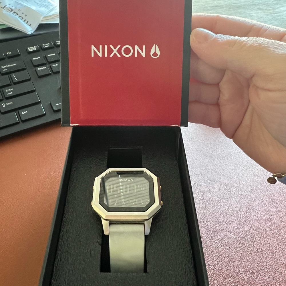 Nixon Siren Watch